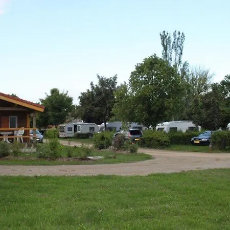 Chalet 3 Pieces Avec Terrasse - 6 Personnes - Api-1-52-609 Kemp Lempdes sur Allagnon